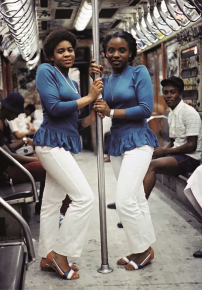 Photographer tells the story of the New York subway through vintage photos 5c2f0d61e1502 700