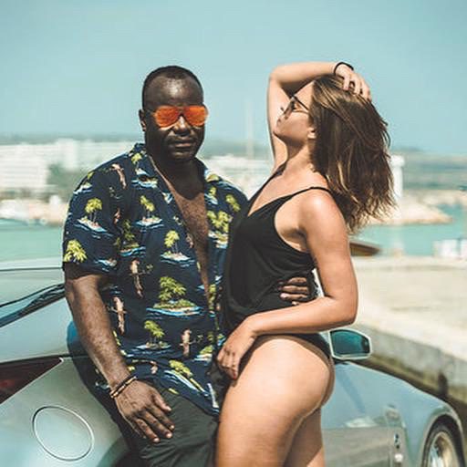 aeropryme rapper with a sexy girl