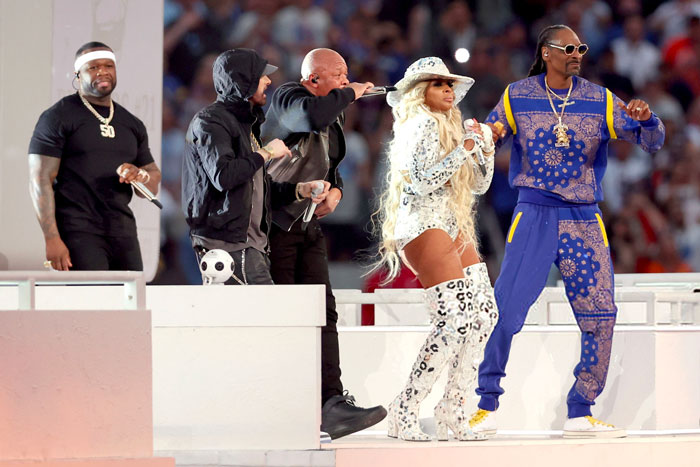 Dr. Dre, Snoop Dogg, Eminem, Mary J. Blige, Kendrick Lamar, & 50 Cent Perform At Super Bowl Halftime Show