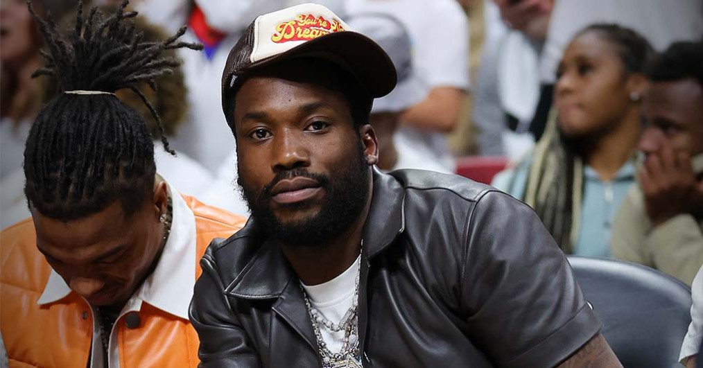 Meek Mill Trips Referee At Sixers Game, Issues Apology