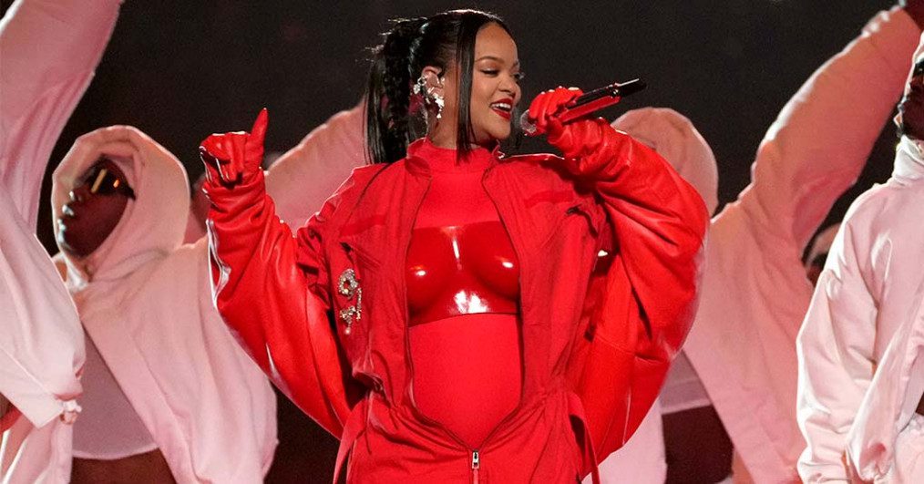 Rihanna's Super Bowl Performance Receives 103 FCC Complaints
