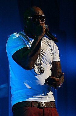 250px Birdman performing at Club Nokia
