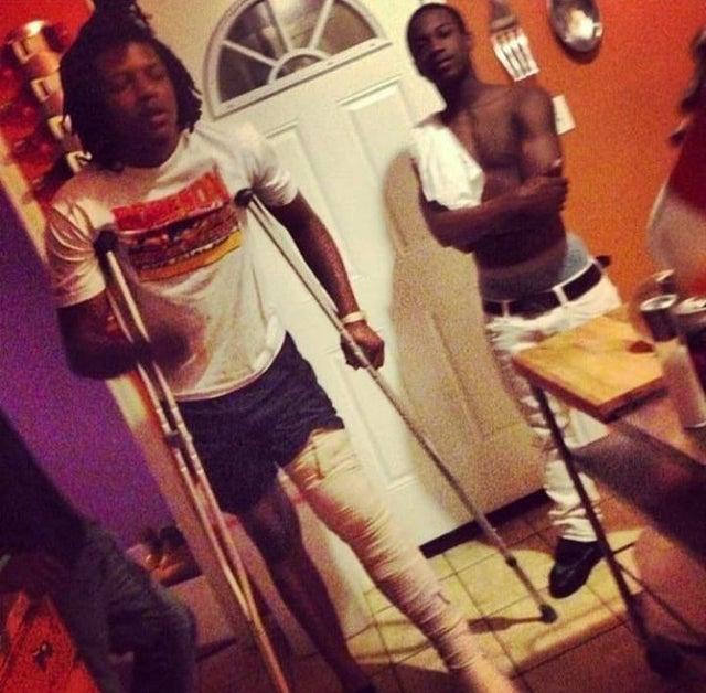 A group of people in a room

Description automatically generated