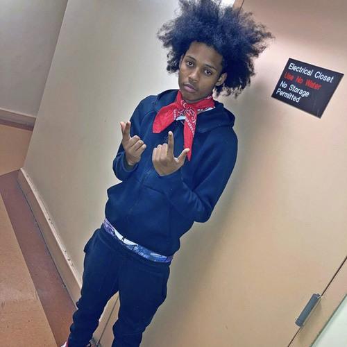 A person wearing a garment

Description automatically generated with low confidence