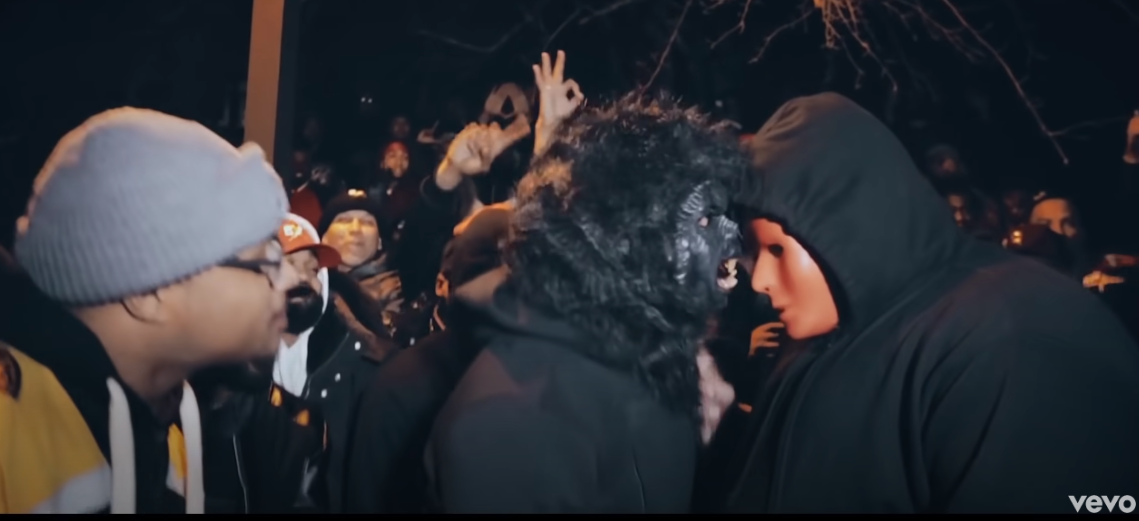 How the feds closed in on Casanova 2X, the biggest gangster in Flatbush, Brooklyn 4 A group of people in a dark room
Description automatically generated with low confidence