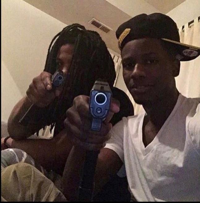 A person taking a selfie with a mirror

Description automatically generated with low confidence