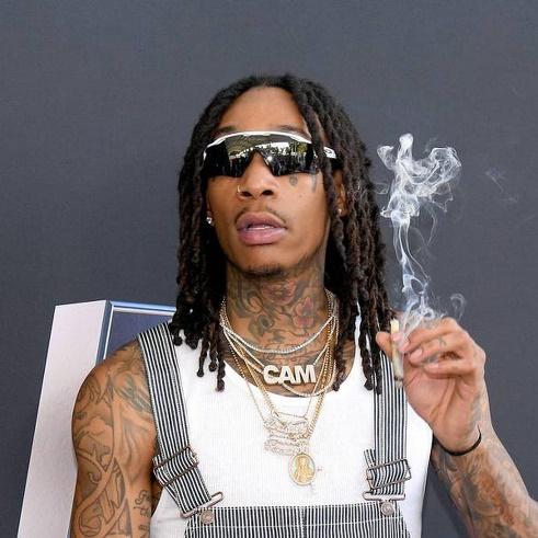 A picture containing person, posing

Description automatically generated