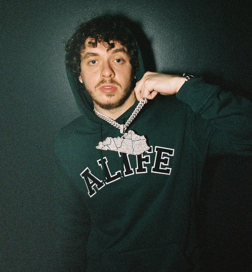 <strong>EST GEE: From Pro Athlete To Drug Kingpin To Rap Superstar</strong> 2 A person holding a toothbrush
Description automatically generated with medium confidence